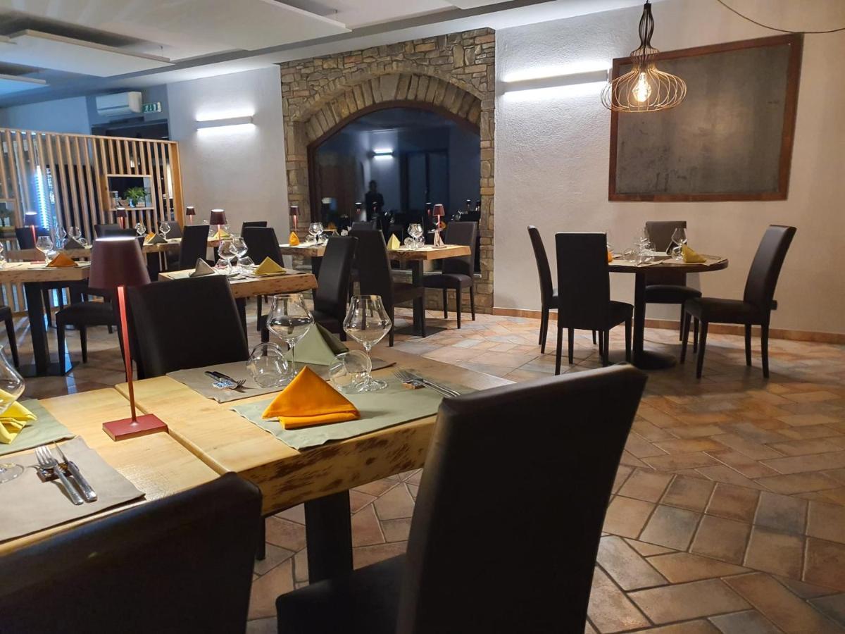 Eno-Agriturismo Cascina L'Arché Santo Stefano Belbo Esterno foto