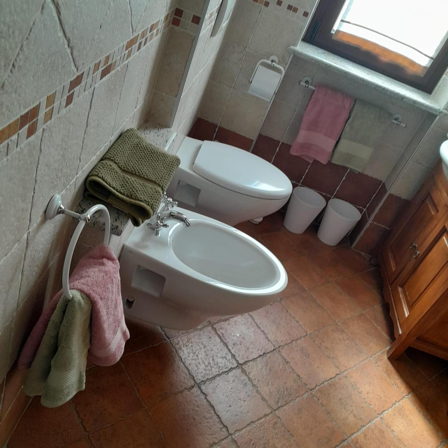 Eno-Agriturismo Cascina L'Arché Santo Stefano Belbo Esterno foto