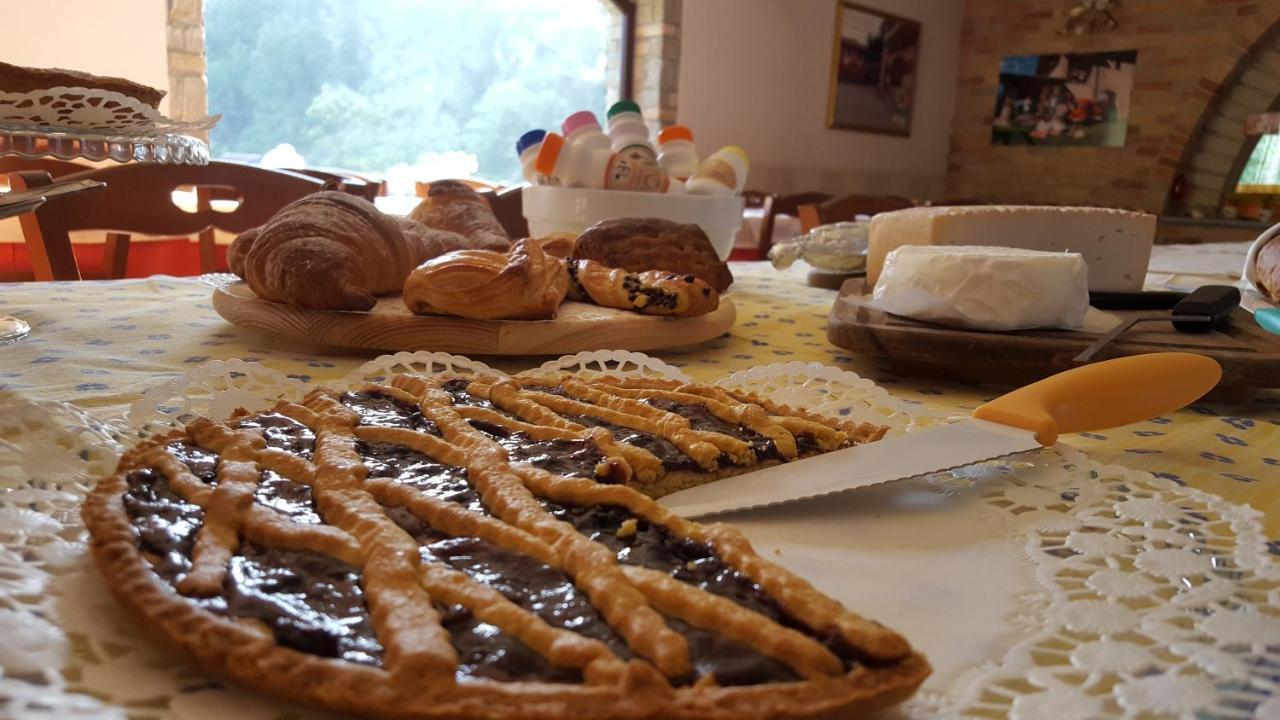 Eno-Agriturismo Cascina L'Arché Santo Stefano Belbo Esterno foto